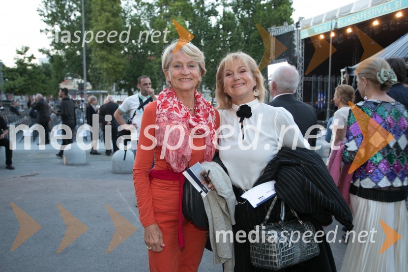  Jennifer Cowham;  Doroteja Omahen, članica odbora za SILA GALA, urednica SILA kuharske knjige62. Ljubljana Festival, otvoritev s Carmino Burano