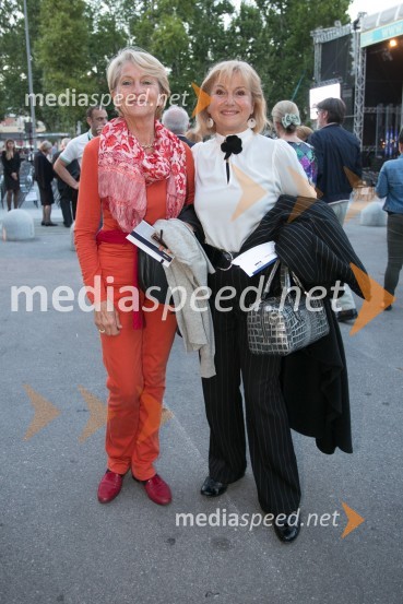  Jennifer Cowham;  Doroteja Omahen, članica odbora za SILA GALA, urednica SILA kuharske knjige62. Ljubljana Festival, otvoritev s Carmino Burano