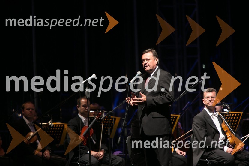  Zoran Janković, župan MOL, predsednik PS62. Ljubljana Festival, otvoritev s Carmino Burano