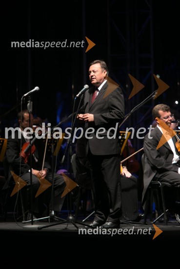  Zoran Janković, župan MOL, predsednik PS62. Ljubljana Festival, otvoritev s Carmino Burano