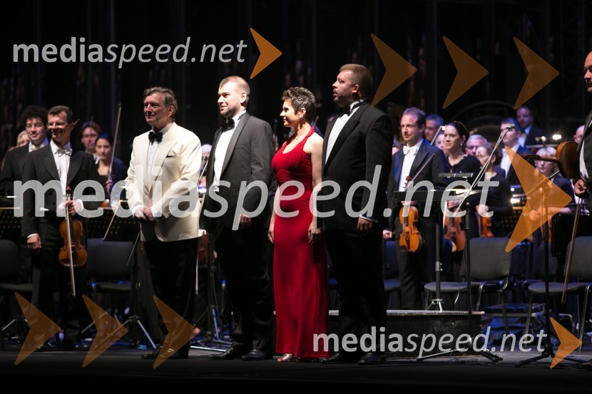  Uroš Lajovic, dirigent;  Ivo  Jordanov, operni pevec;  Aida Čorbadžić, operna pevka;  Marko Cvetko, operni pevec62. Ljubljana Festival, otvoritev s Carmino Burano