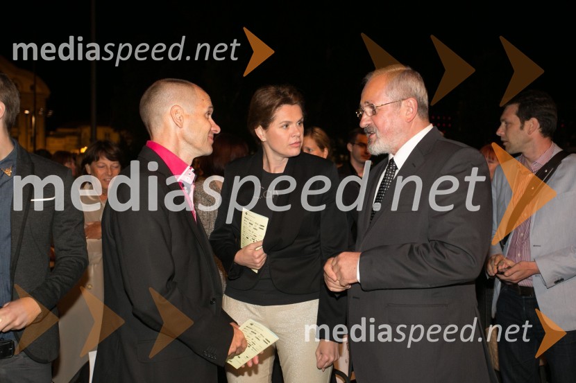  dr. Uroš Grilc, minister za kulturo; mag. Alenka Bratušek, predsednica vlade Republike Slovenije;  Ivica  Šarić, minister za kulturo in šport kantona Sarajevo62. Ljubljana Festival, otvoritev s Carmino Burano