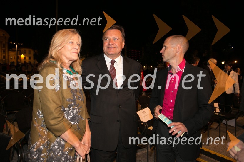  Mija Janković, soproga Zorana Jankovića;  Zoran Janković, župan MOL, predsednik PS;  dr. Uroš Grilc, minister za kulturo62. Ljubljana Festival, otvoritev s Carmino Burano