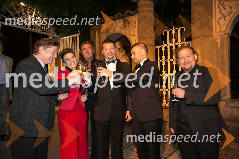  Uroš Lajovic, dirigent;  Aida Čorbadžić, operna pevka;  Marko Cvetko, operni pevec;  Ivo  Jordanov, operni pevec;  Darko  Brlek, direktor, Festival Ljubljana62. Ljubljana Festival, otvoritev s Carmino Burano