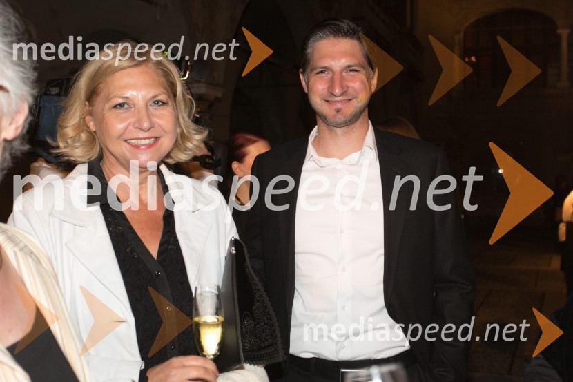 dr. Nelida Nemec, umetnostna kritičarka ;  Primož Nemec, lastnik galerije Ganes Pratt62. Ljubljana Festival, otvoritev s Carmino Burano