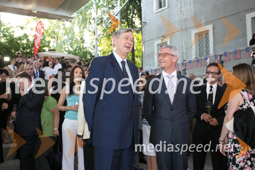  Danilo Türk, nekdanji predsednik Republike Slovenije; dr. Jernej Pikalo, minister za izobraževanje, znanost in športSprejem ob ameriškem dnevu neodvisnosti