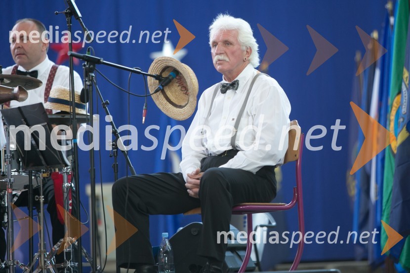  Tomo Jurak, glasbenikSprejem ob ameriškem dnevu neodvisnosti