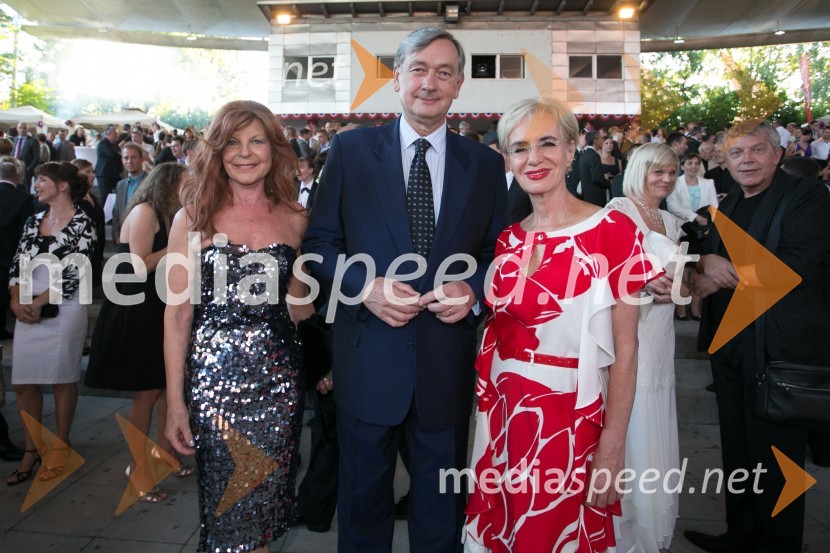  Darja Kuhar Kotnik, soustanoviteljica in podpredsednica Društva za zdravje naroda;  Danilo Türk, nekdanji predsednik Republike Slovenije;  Metka  Premerl, slavistkaSprejem ob ameriškem dnevu neodvisnosti