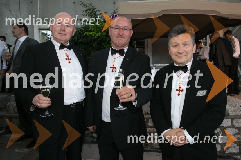  Andrej Žabjek, odvetnik; suprior Silvester Likar, viteški red sv. Jurija iz Karantanije;  Jure Gašparič, ministrstvo za zunanje zadeveSprejem ob ameriškem dnevu neodvisnosti