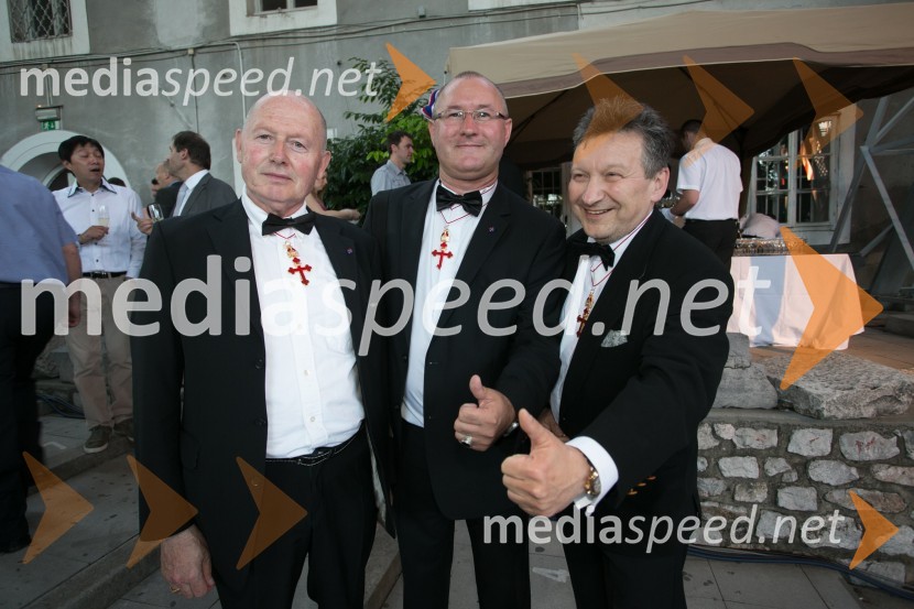  Andrej Žabjek, odvetnik; suprior Silvester Likar, viteški red sv. Jurija iz Karantanije;  Jure Gašparič, ministrstvo za zunanje zadeveSprejem ob ameriškem dnevu neodvisnosti