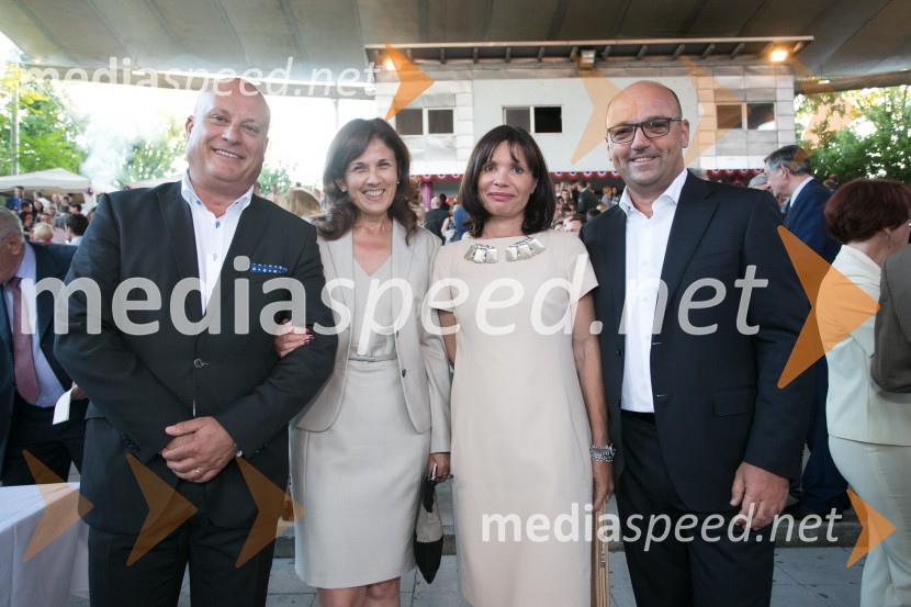  Iztok Klančnik, direktor HP Slovenija;  Maja Klančnik;  Nataša Jenčič;  Aleš Jenčič, InterexportSprejem ob ameriškem dnevu neodvisnosti