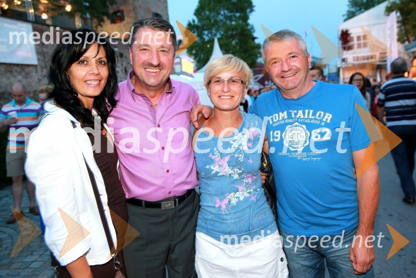  Vesna Davčeva;  Zvonko Bračko;  Viktorija Kralj, tajnica vodstva UM;  Stanko Svenšek22. Festival Lent: koncert Inner circle