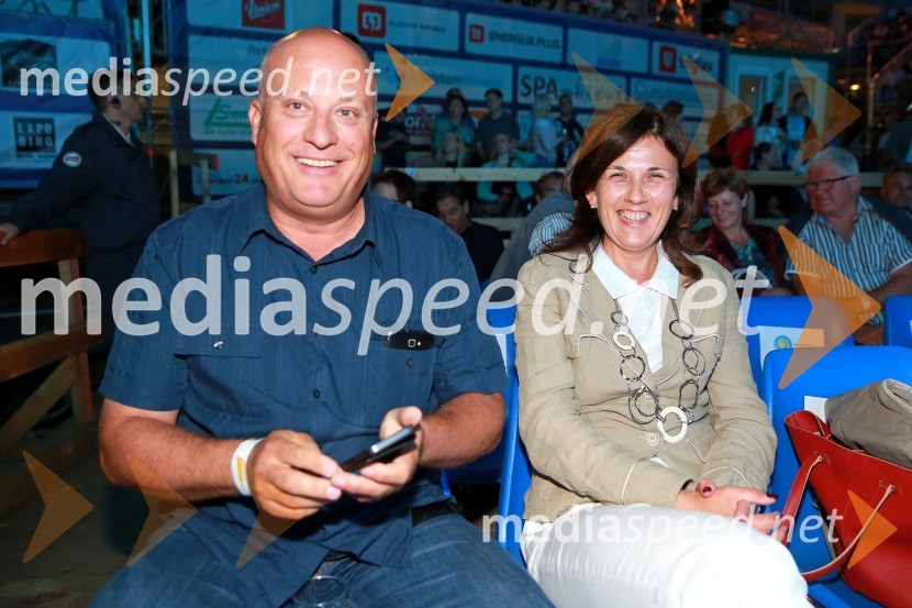  Iztok Klančnik, direktor HP Slovenija;  Maja Klančnik22. Festival Lent: koncert Inner circle