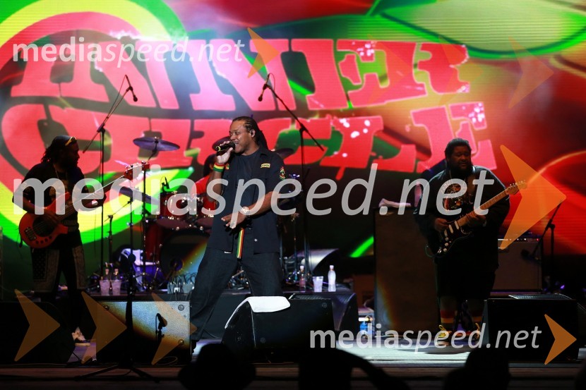 Zasedba Inner Circle22. Festival Lent: koncert Inner circle