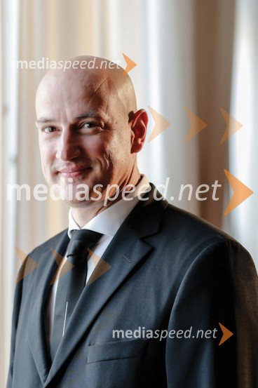  Branko Zorman, predsednik parlamentarne Skupine prijateljstva z Veliko BritanijoStranka Mira Cerarja, kandidati na volitvah v DZ 2014