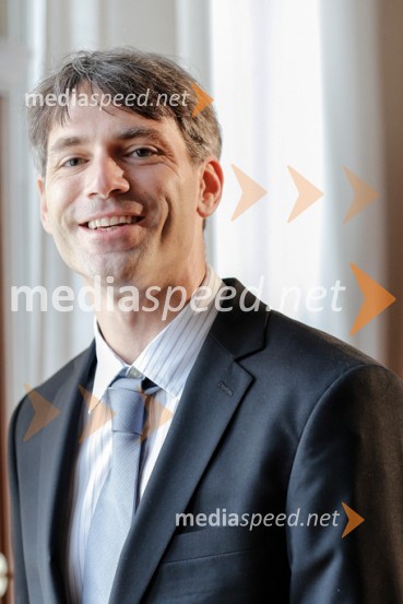 asist. mag. Domen Božeglav, Fakulteta za menedžment na Primorskem, delovno predsedstvo SMCStranka Mira Cerarja, kandidati na volitvah v DZ 2014