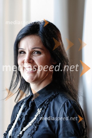  Janja Sluga, poslanka Gibanje SvobodaStranka Mira Cerarja, kandidati na volitvah v DZ 2014