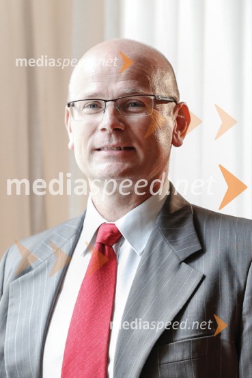  Janko Burgar, državni sekretar na Ministrstvu za javno upravo RSStranka Mira Cerarja, kandidati na volitvah v DZ 2014