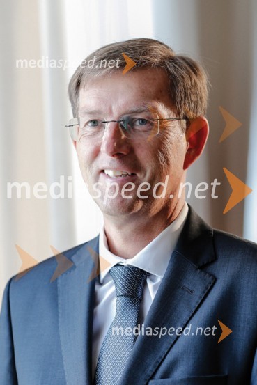 prof. dr. Miro Cerar, pravnikStranka Mira Cerarja, kandidati na volitvah v DZ 2014