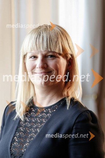  Urška BanStranka Mira Cerarja, kandidati na volitvah v DZ 2014