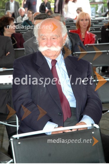 Janez Stanovnik, nekdanji predsednik Predsedstva socialistične RSSvečana seja Mestne občine Ljubljana