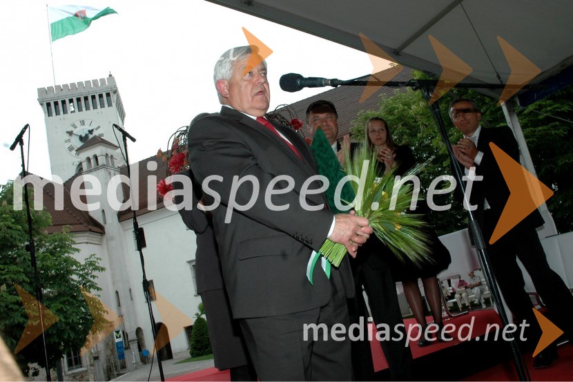 Milan Kučan, nekdanji predsednik RSSvečana seja Mestne občine Ljubljana