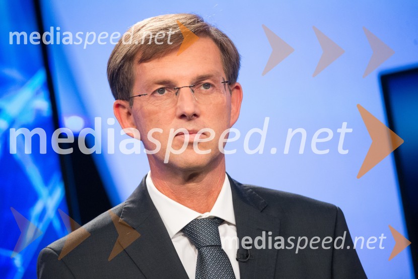 prof. dr. Miro Cerar, pravnik, predsednik stranke SMC (stranka Mira Cerarja)Volitve v DZ 2014, predvolilno soočenje