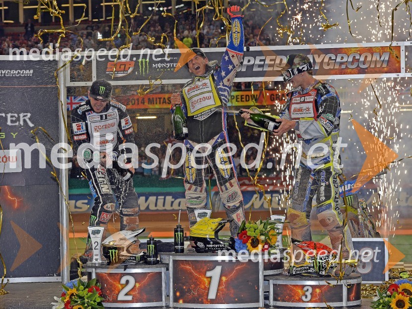  Tai  Woffinden, speedwayist (Velika Britanija);  Greg  Hancock, speedwayist (ZDA);  Darcy  Ward, speedwayist (Avstralija)Žagar nezadovoljen s šestimi točkami v Cardiffu