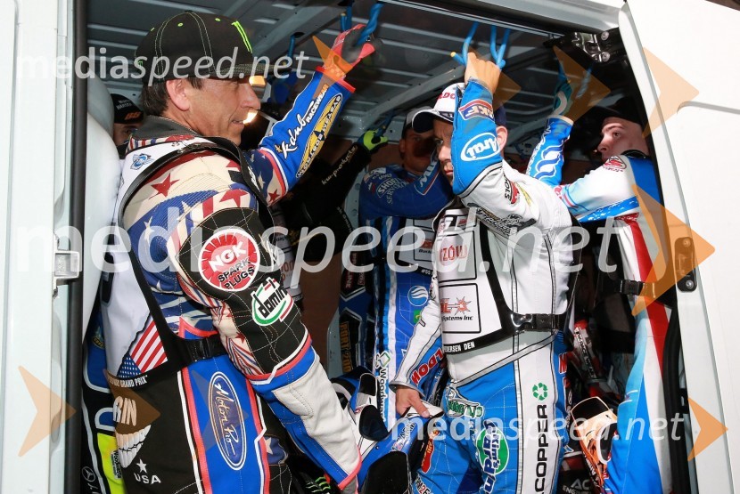  Greg  Hancock, speedwayist (ZDA);  Nicki  Pedersen, speedwayist (Danska)Žagar nezadovoljen s šestimi točkami v Cardiffu