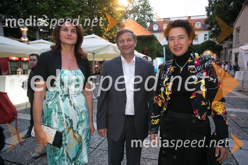  Ljuboslava Erjavec, soproga Karla Erjavca;  Karl Erjavec, minister za zunanje zadeve RS, predsednik stranke Desus;  Anunciada Fernández de Córdova, veleposlanica Španije v SlovenijiMaria Pages, flamenko in poezija