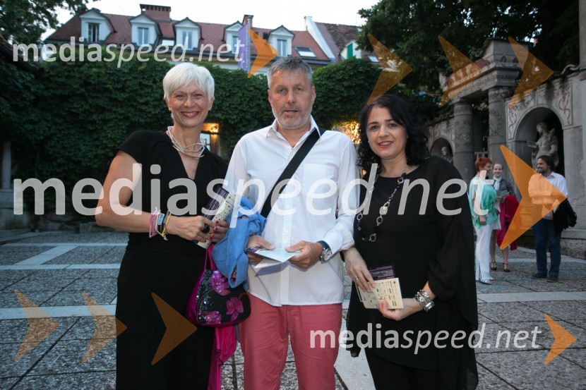  Barbra Drnač, novinarka;  Bojan Požar, pozareport;  Bojana ŠkodičGala baletni večer svetovnih zvezd