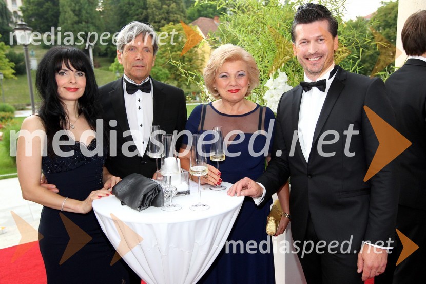  Blanka Ogrizek;  Janez Pavlin;  Milena Pavlin;  Simon  Ogrizek, cvetličarAnin ples 2014