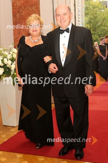 dr. med Dunja Obersnel Kveder; dr. med. Radoslav KvederAnin ples 2014