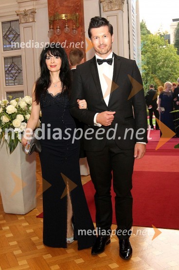  Blanka Ogrizek;  Simon  Ogrizek, cvetličarAnin ples 2014
