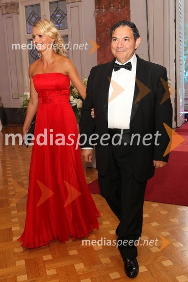  Natalia Bekutova Boissel;  Pierre Boissel, direktor Grand hotela RogaškaAnin ples 2014
