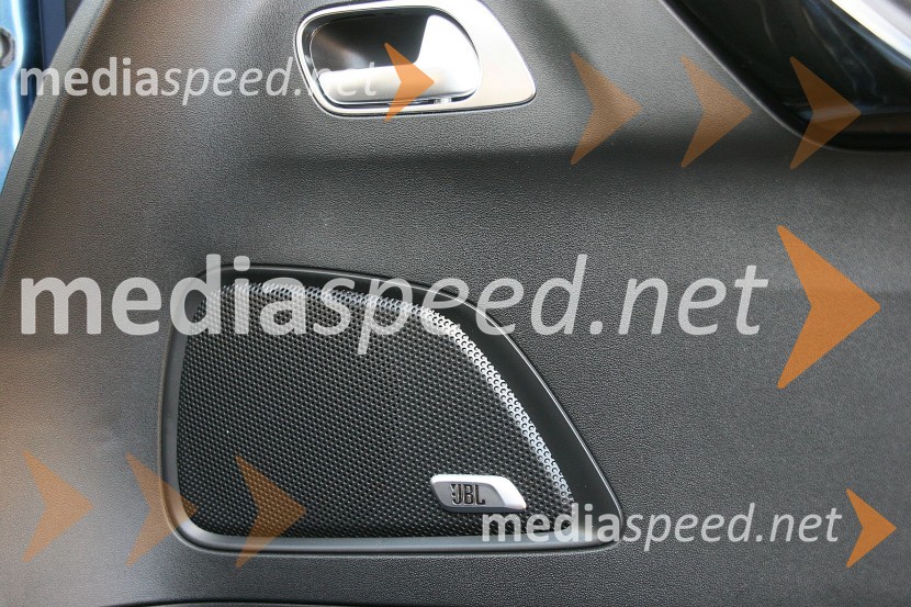 Citroën Grand C4 Picasso BlueHDi Exclusive, odličen zvok iz JBL zvočnikovCitroën Grand C4 Picasso BlueHDi Exclusive, mediaspeed test
