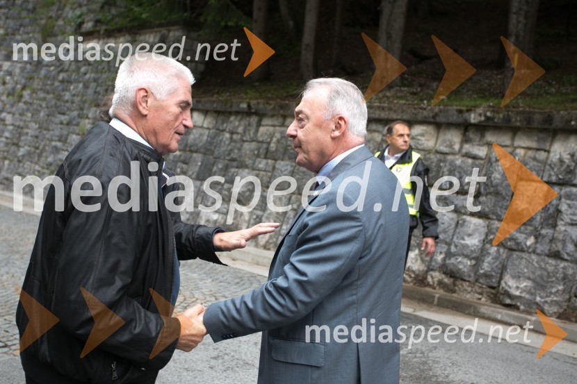 prof. dr. Ludvik Toplak,  predsednik Alma Mater Europaea;  Tigran Aleksandrovič Karahanov,  nekdanji veleposlanik Rusije v SlovenijiSpominska svečanost ob Ruski kapelici