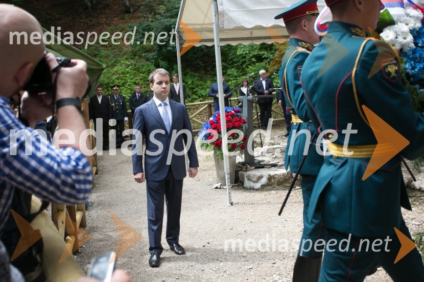  Nikolai Nikiforov, ruski minister za telekomunikacije in množične medijeSpominska svečanost ob Ruski kapelici