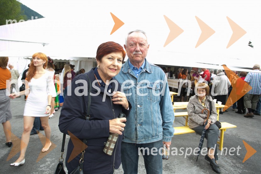  Darja Lavtižar Bebler, nekdanja poslanka Državnega zbora; dr. Anton Bebler, politolog, diplomat, politikSpominska svečanost ob Ruski kapelici