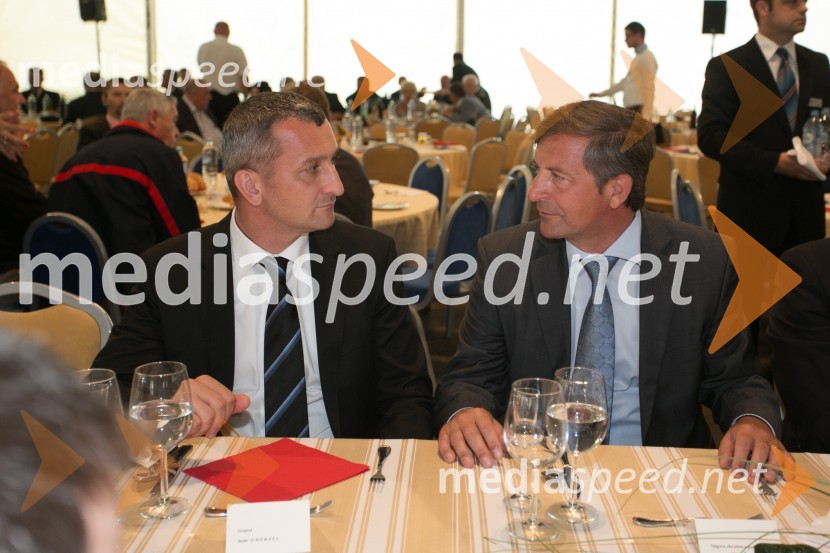  Samo Omerzel, minister za infrastrukturo in prostor;  Karl Erjavec, minister za zunanje zadeve RS, predsednik stranke DesusSpominska svečanost ob Ruski kapelici