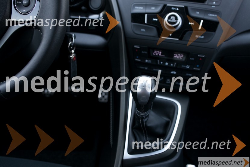 Honda Civic Tourer 1.6 i-DTEC Lifestyle, 6-stopenjski ročni menjalnik kratkih hodovHonda Civic Tourer 1.6 i-DTEC Lifestyle, mediaspeed test