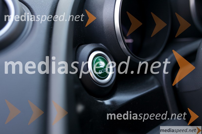 Honda Civic Tourer 1.6 i-DTEC Lifestyle, varčevalna tipkaHonda Civic Tourer 1.6 i-DTEC Lifestyle, mediaspeed test