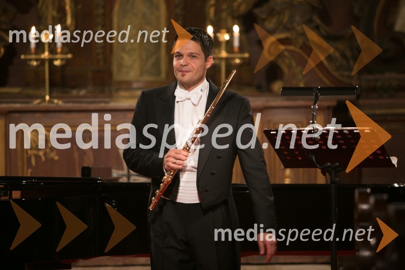  Martin Belič, flavtistKoncert Martina Beliča in Ivana Ferčiča