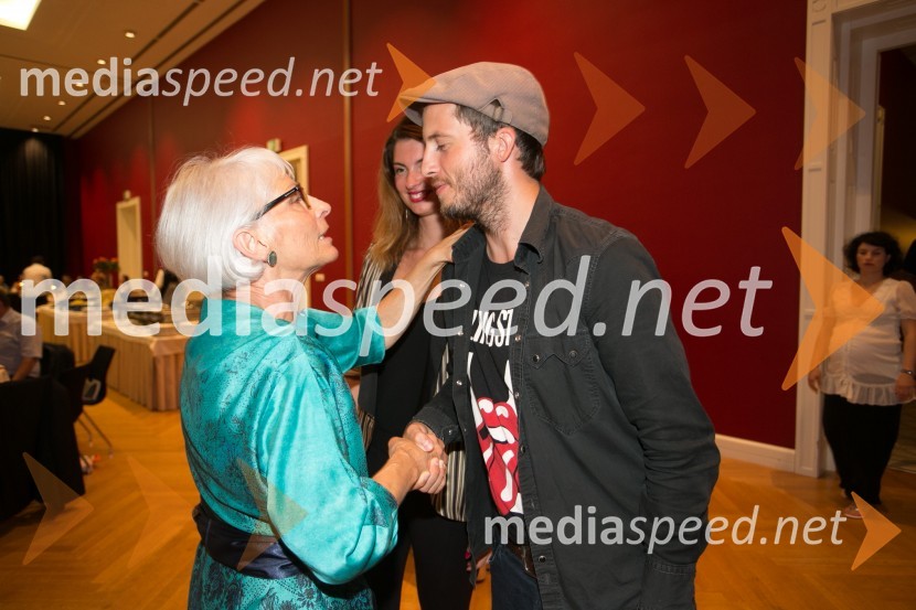  Ivanka Mulec Ploj, predsednica Glasbene matice Ljubljana;  Dominik Bagola, glasbenikSimfonični koncert z Mednarodnim orkestrom Ljubljana