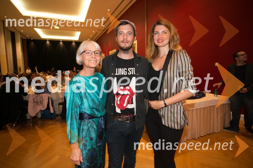  Ivanka Mulec Ploj, predsednica Glasbene matice Ljubljana;  Dominik Bagola, glasbenik;  Erika MohoričSimfonični koncert z Mednarodnim orkestrom Ljubljana
