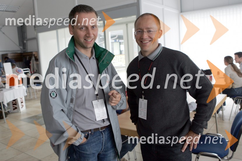 Matjaž Korošak, urednik avtomobilske priloge pri Večeru in nekdanji sovoznik v rallyju ter organizator rallya Škoda Maribor in Tadej Sax, vodja programa BMW pri Avto MalgajRALLY, 3.Škoda rally Maribor