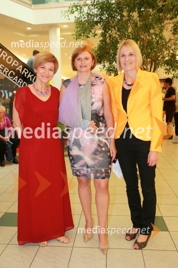  Petra Romih, vodja marketinga Europark;  Simona Mandl, center manager Europark; mag. Nataša Žnuderl Haložan, asistentka za marketing in office EuroparkEuropark praznuje 14. rojstni dan