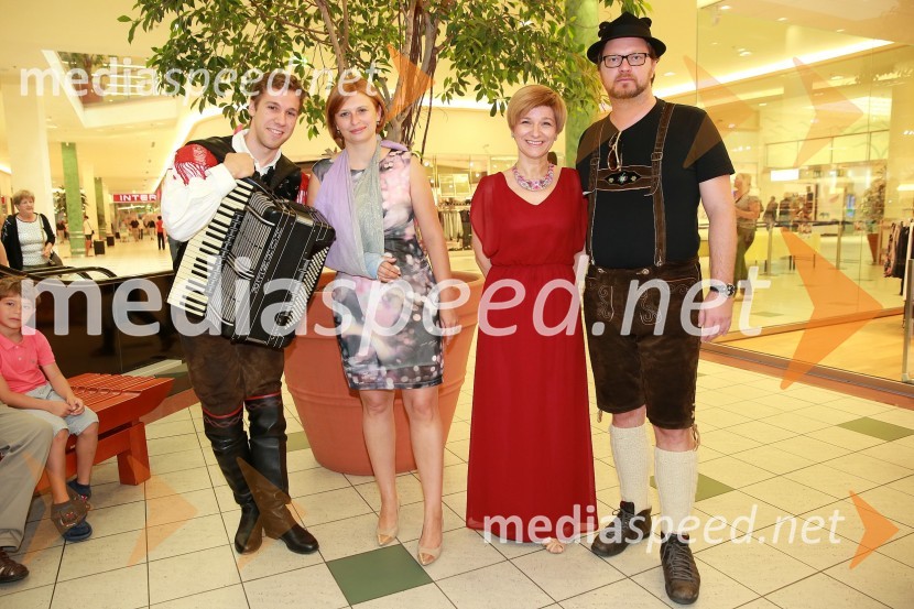  Sašo  Avsenik, glasbenik;  Simona Mandl, center manager Europark;  Petra Romih, vodja marketinga Europark;  Jurij  Zrnec, igralecEuropark praznuje 14. rojstni dan