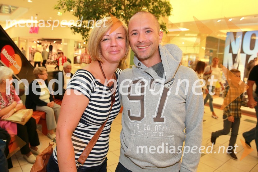  Marjana Žefran;  Peter ŽnidaričEuropark praznuje 14. rojstni dan