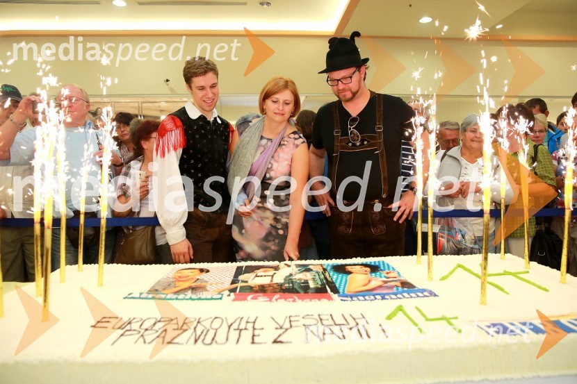  Sašo  Avsenik, glasbenik;  Simona Mandl, center manager Europark;  Jurij  Zrnec, igralecEuropark praznuje 14. rojstni dan